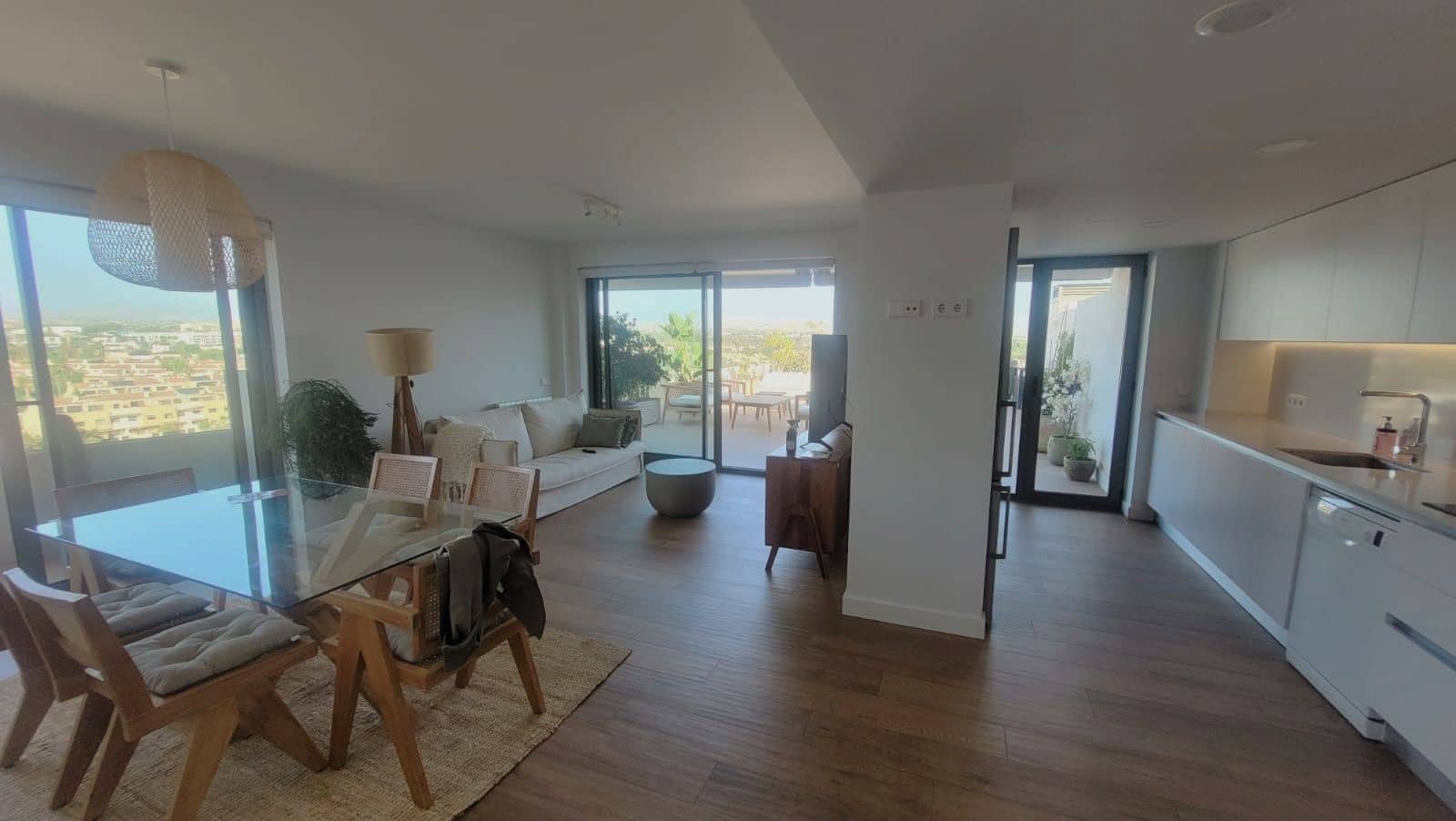 Ático de 3 habitaciones en Alicante / Alacant ciudad en venta con piscina garaje - 950.000 € (Ref: 9604636)