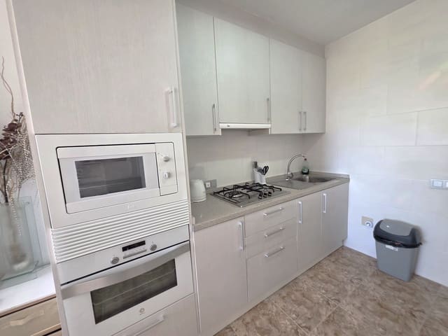 2 slaapkamer Halfvrijstaande villa te koop in Santa Pola met garage - € 199.000 (Ref: 9637189)