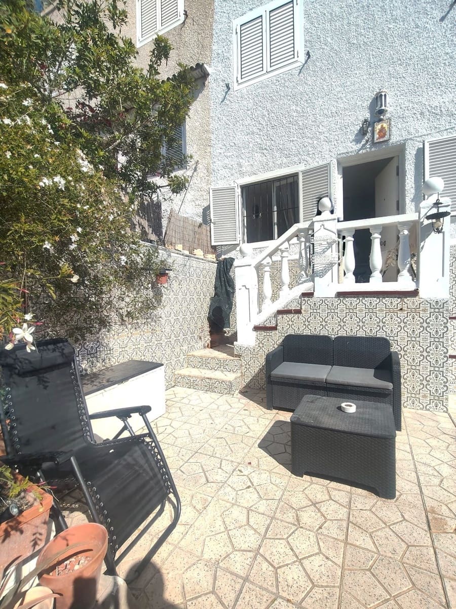 2 slaapkamer Halfvrijstaande villa te koop in Santa Pola met garage - € 199.000 (Ref: 9637189)