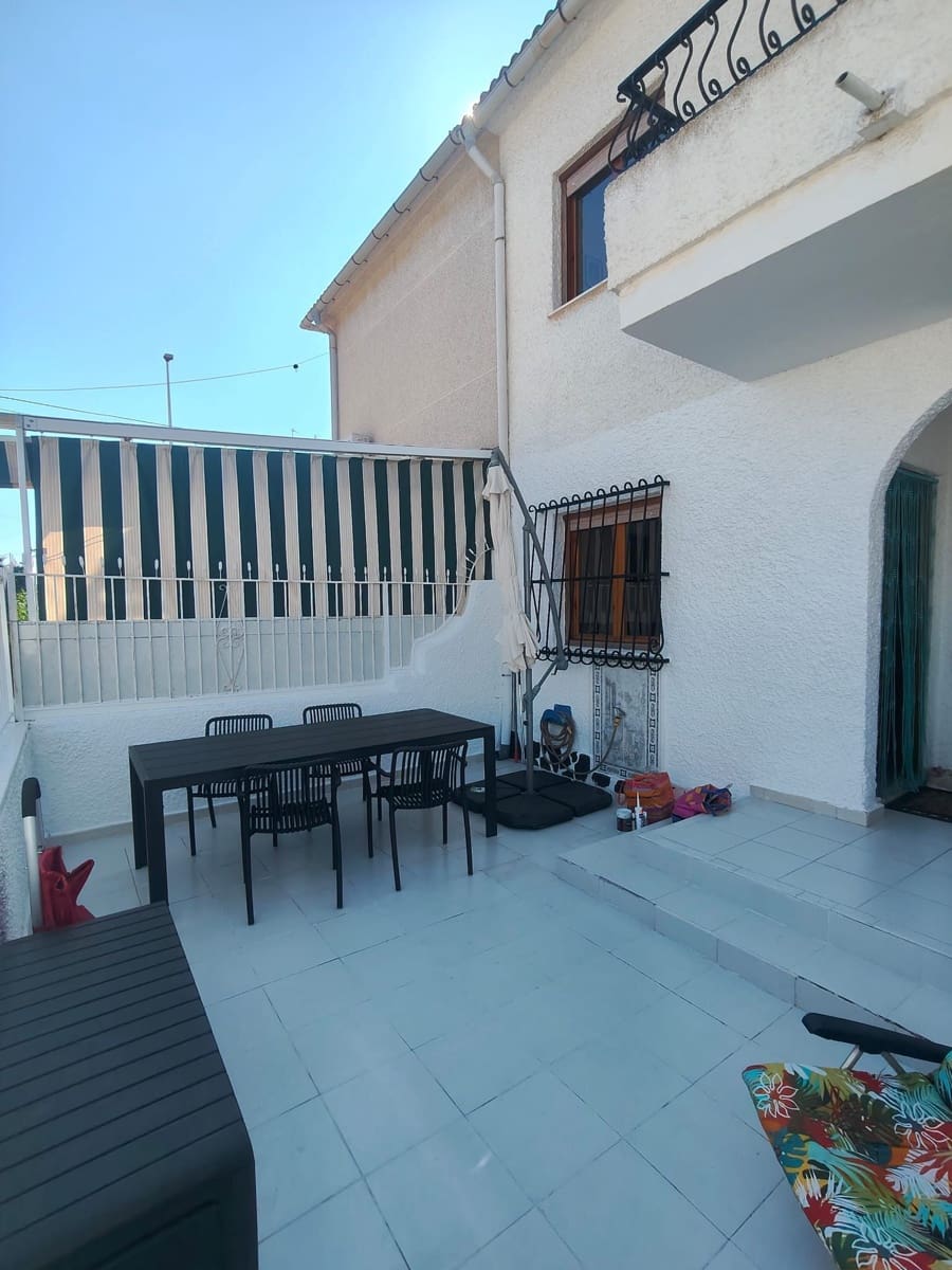 2 sovrum Bungalow att hyra i Santa Pola med garage - 900 € (Ref: 9647821)