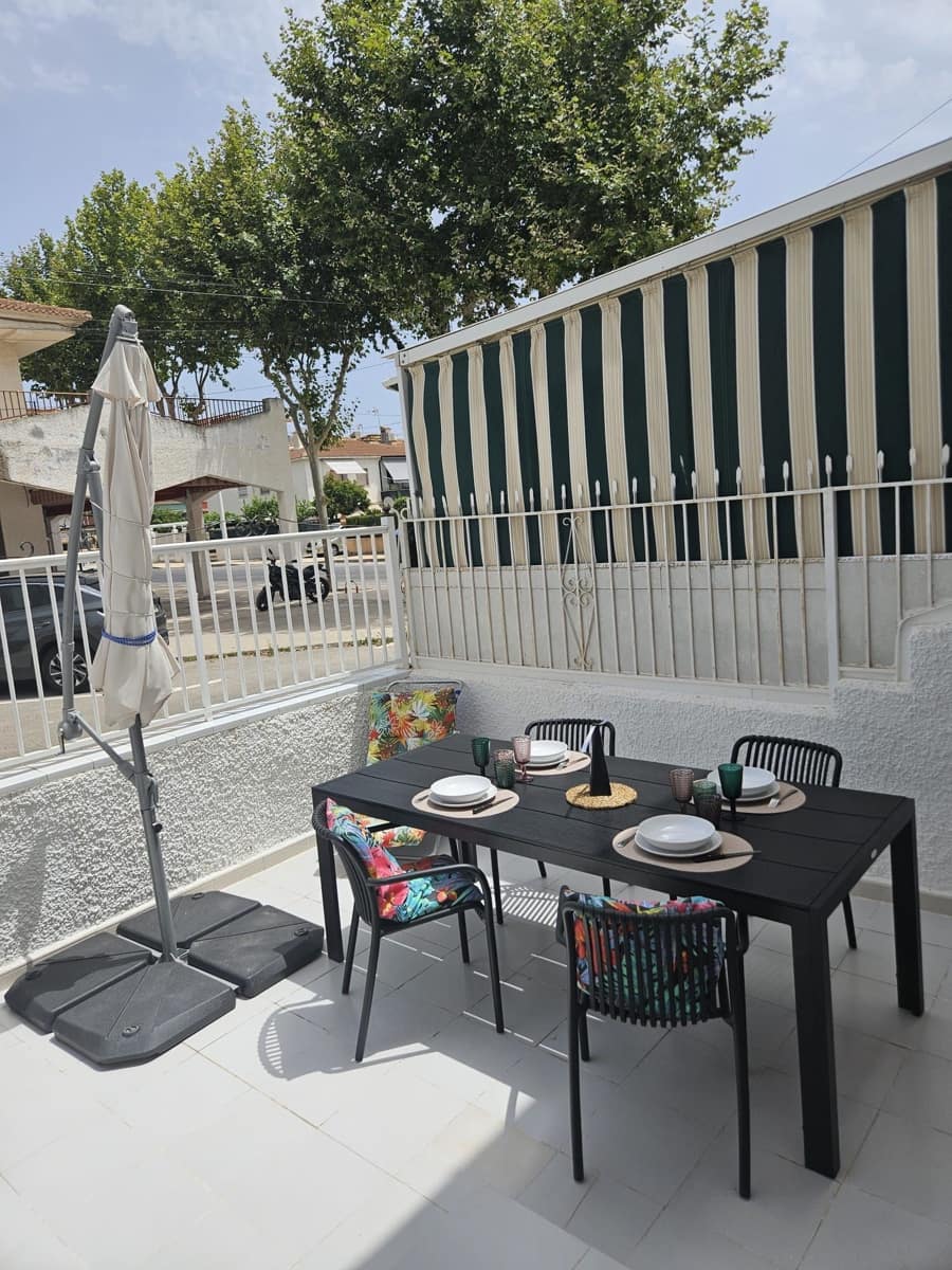 2 Zimmer Bungalow zu vermieten in Santa Pola mit Garage - 900 € (Ref: 9647821)
