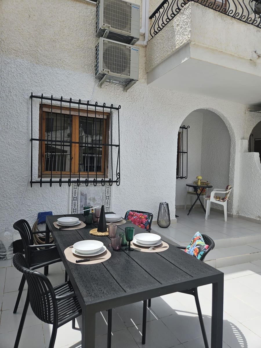 2 Zimmer Bungalow zu vermieten in Santa Pola mit Garage - 900 € (Ref: 9647821)