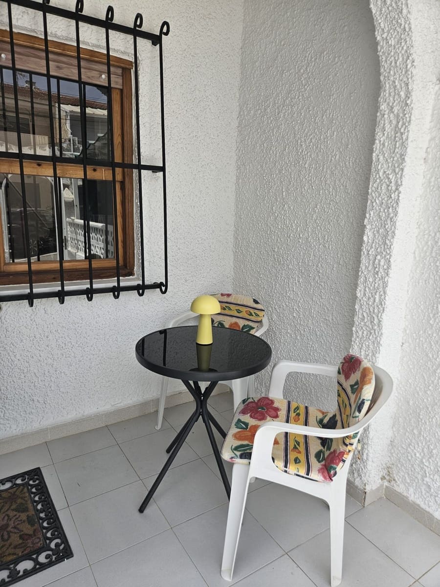 2 Zimmer Bungalow zu vermieten in Santa Pola mit Garage - 900 € (Ref: 9647821)