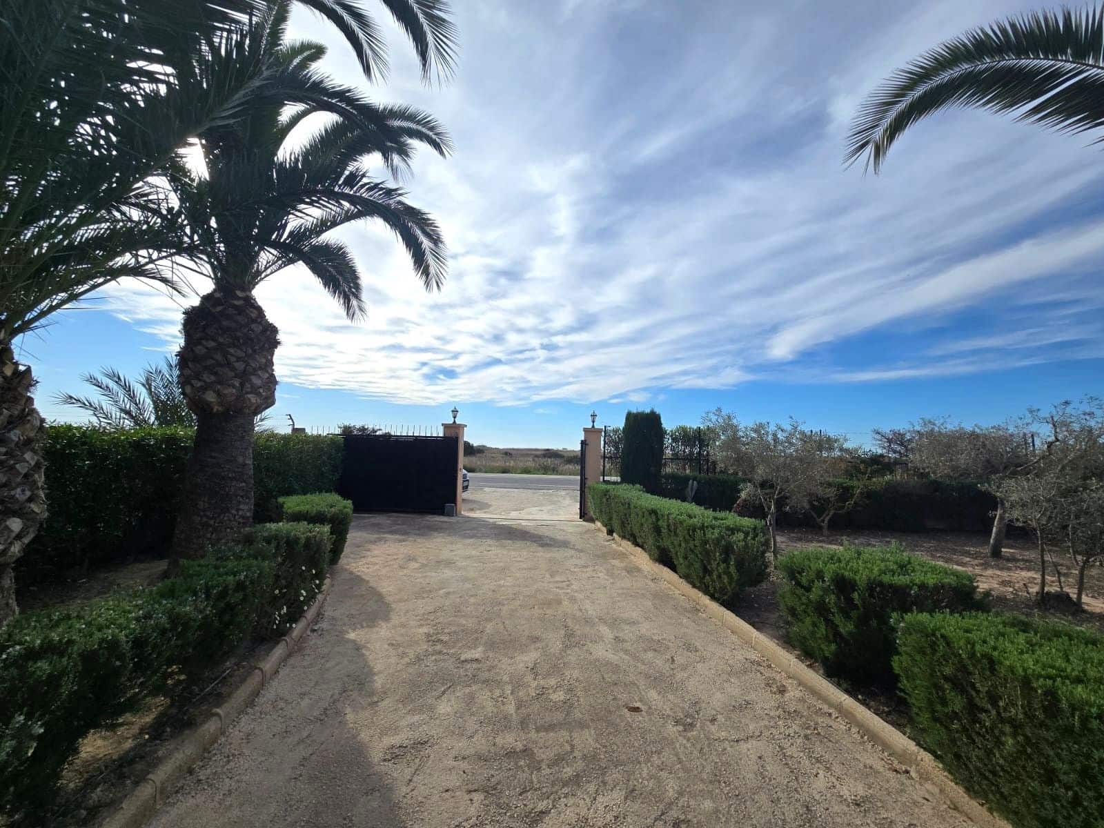 4 chambre Villa/Maison à vendre à Elche / Elx avec piscine garage - 310 000 € (Ref: 9673883)