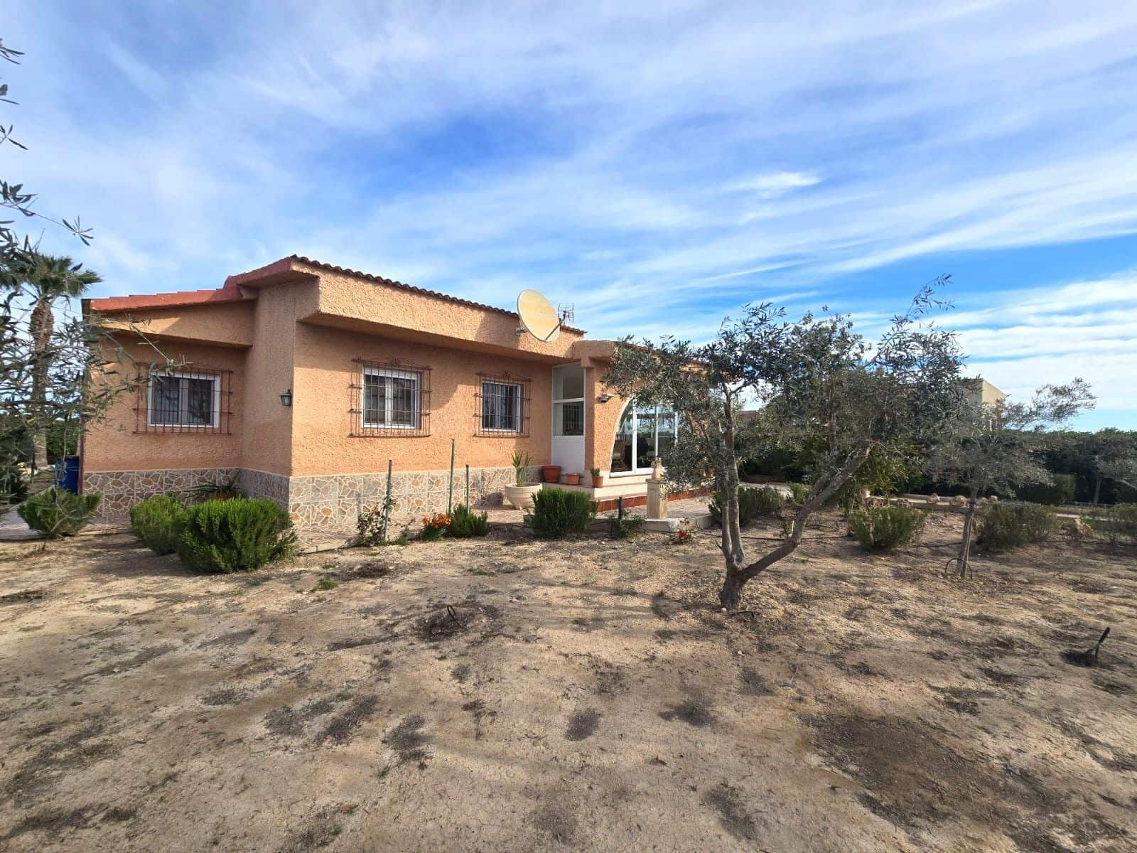 4 chambre Villa/Maison à vendre à Elche / Elx avec piscine garage - 310 000 € (Ref: 9673883)