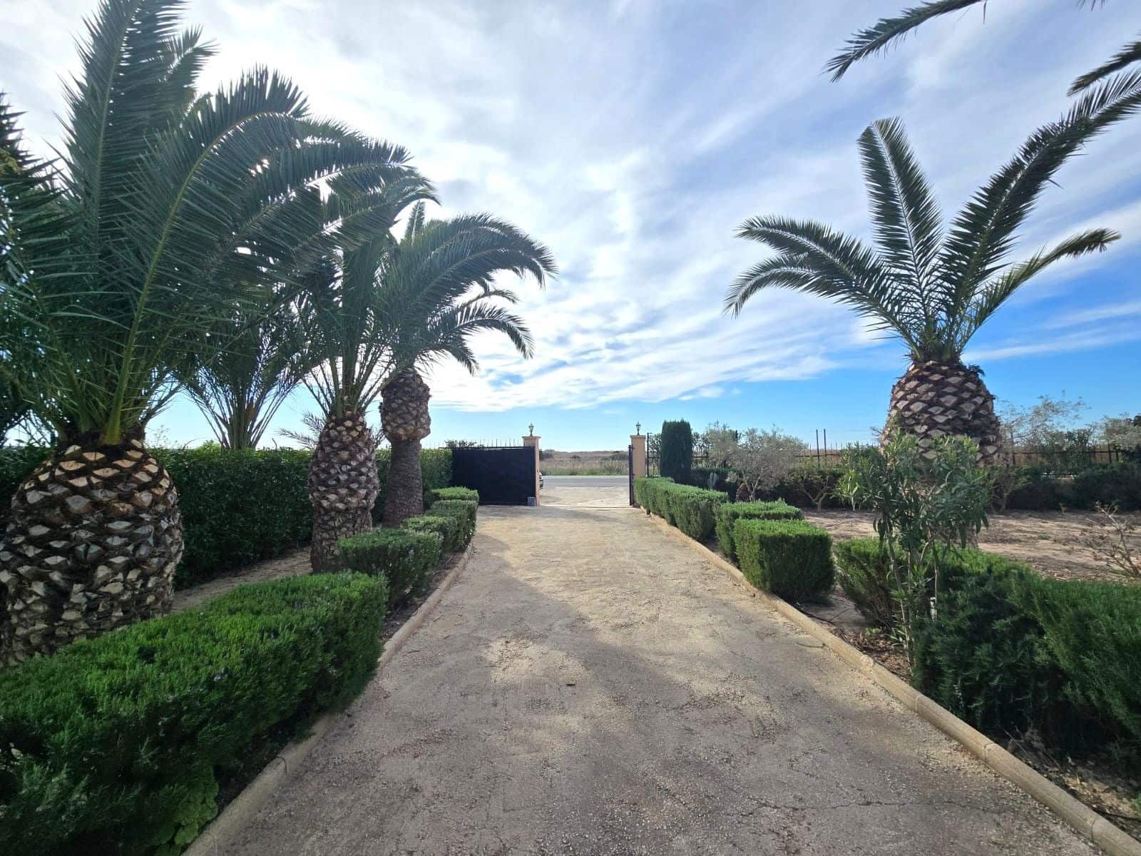 4 chambre Villa/Maison à vendre à Elche / Elx avec piscine garage - 310 000 € (Ref: 9673883)