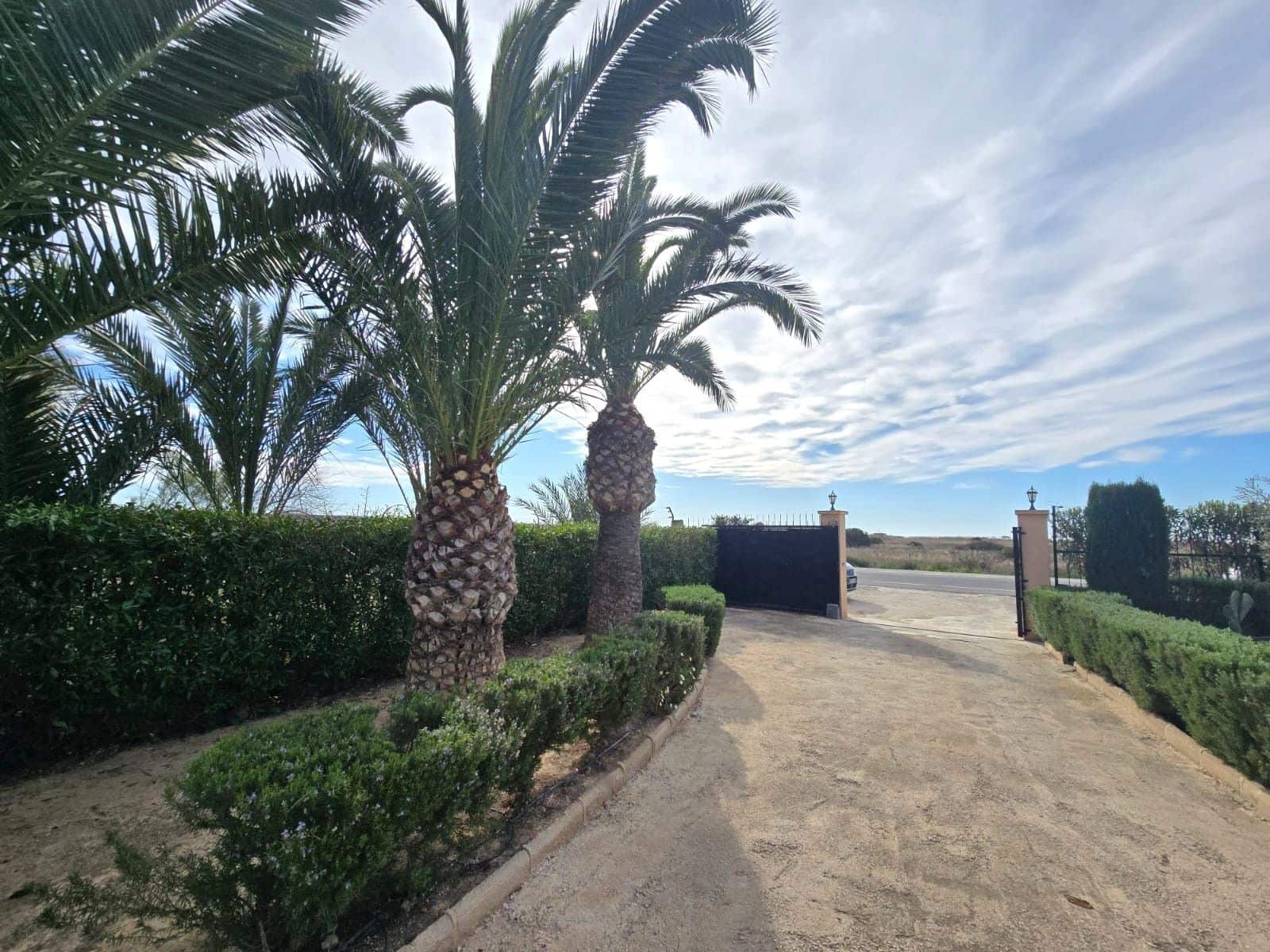 4 chambre Villa/Maison à vendre à Elche / Elx avec piscine garage - 310 000 € (Ref: 9673883)