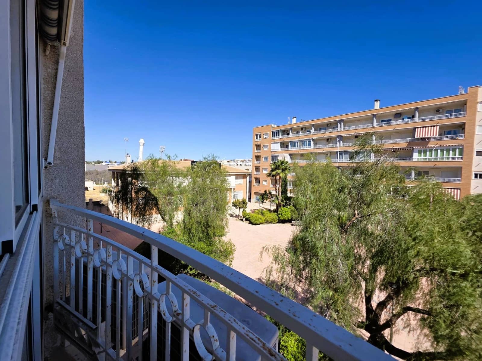 Apartamento de 2 habitaciones en Santa Pola en venta - 180.000 € (Ref: 9690097)