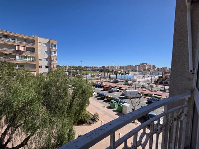 Apartamento de 2 habitaciones en Santa Pola en venta - 178.500 € (Ref: 9690097)