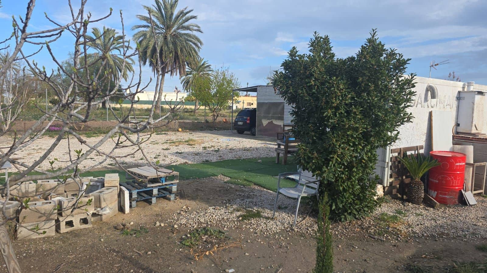 Finca/Country House for sale in Elche / Elx - € 65,000 (Ref: 9694856)