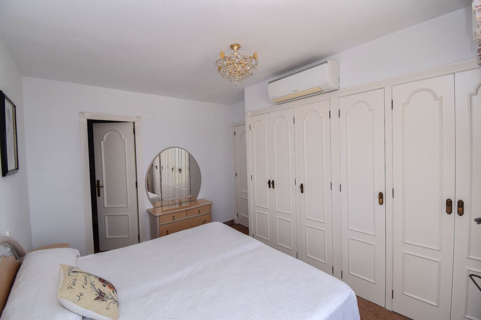 3 sovrum Lägenhet att hyra i Santa Pola - 2 000 € (Ref: 9714574)