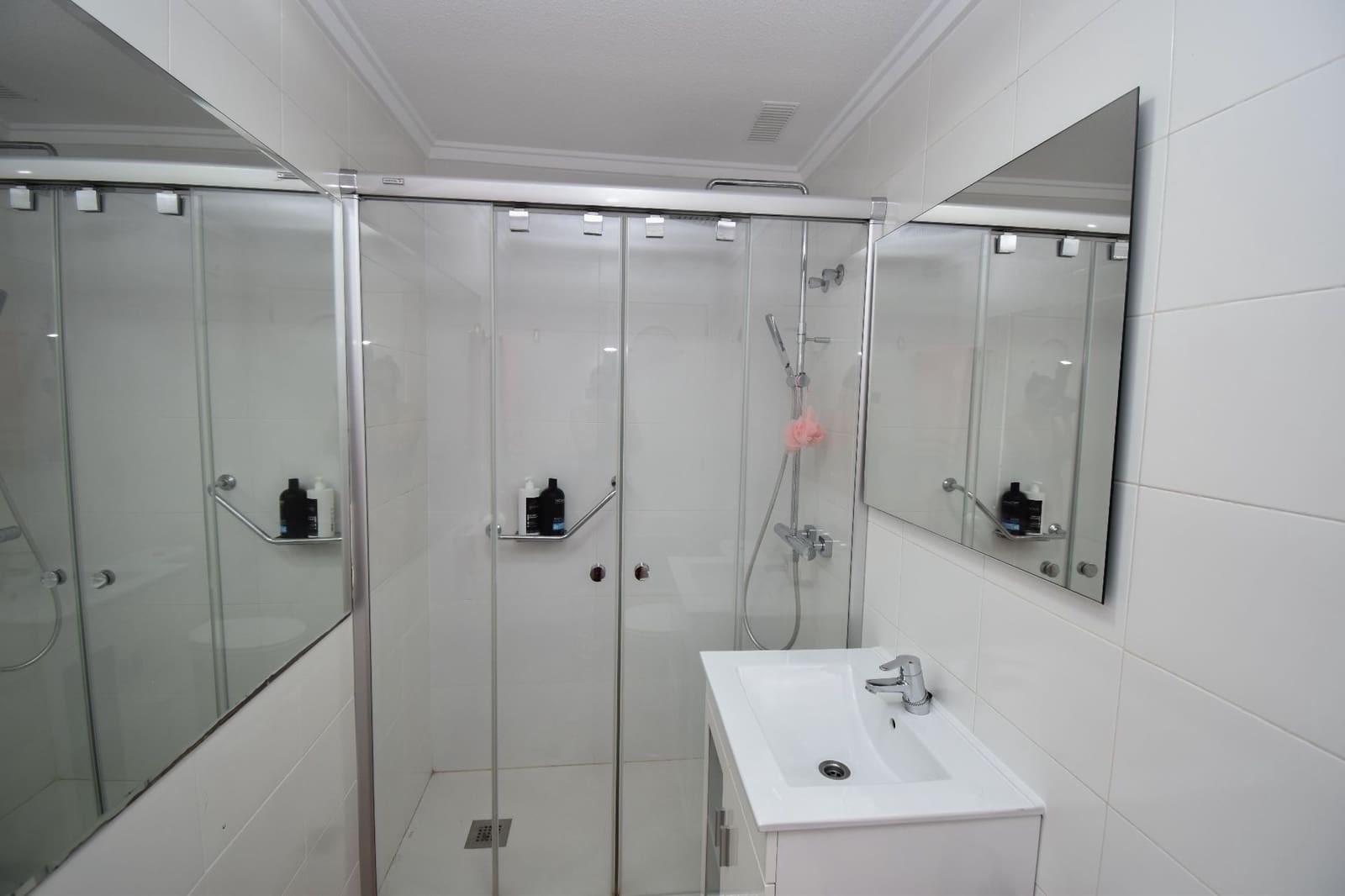 3 sovrum Lägenhet att hyra i Santa Pola - 2 000 € (Ref: 9714574)