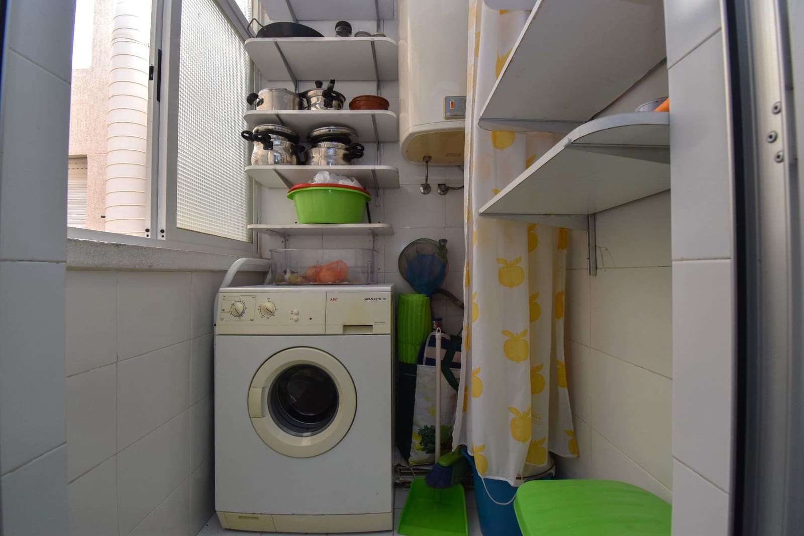 3 sovrum Lägenhet att hyra i Santa Pola - 2 000 € (Ref: 9714574)