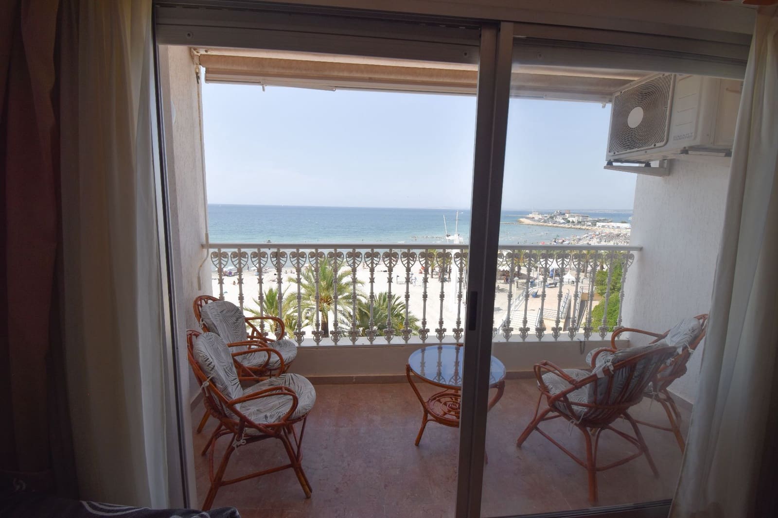 3 sovrum Lägenhet att hyra i Santa Pola - 2 000 € (Ref: 9714574)
