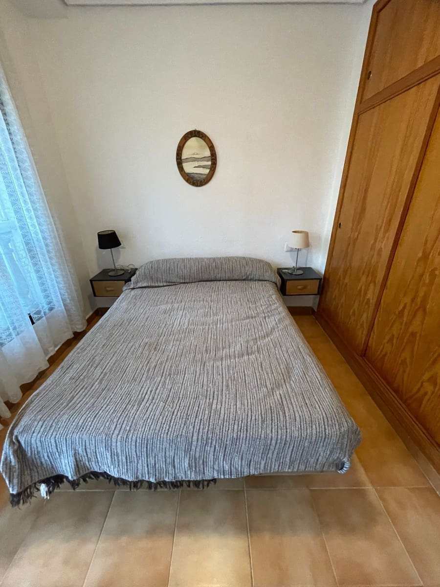 1 bedroom Bungalow for rent in Santa Pola - € 800 (Ref: 9719676)