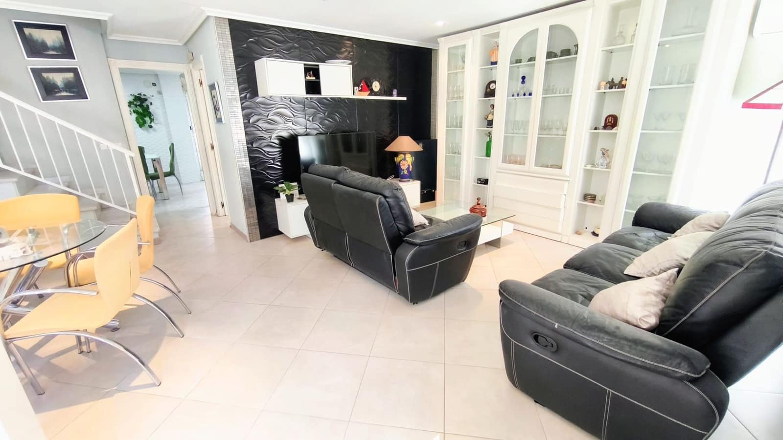 4 bedroom Semi-detached Villa for sale in Santa Pola with garage - € 420,000 (Ref: 9721375)