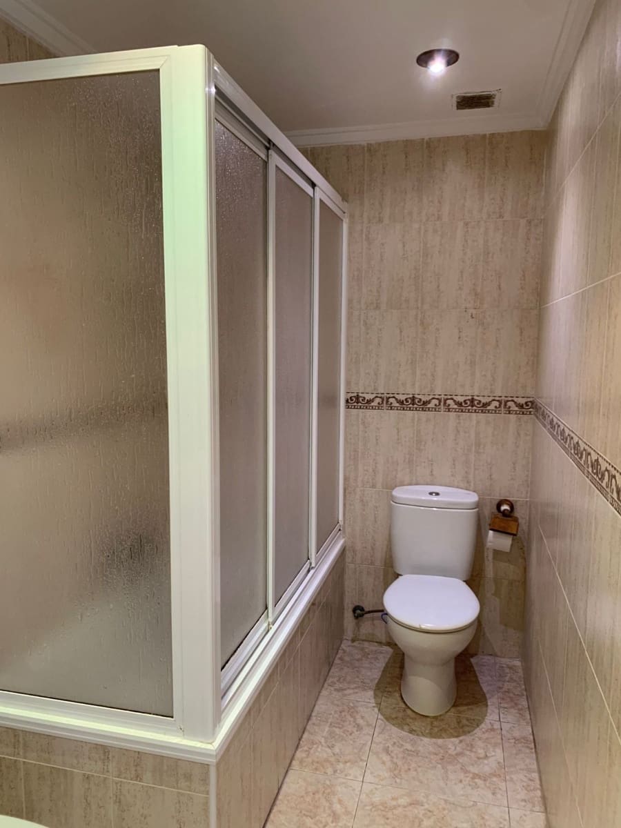 4 soveværelse Villa til salg i Santa Pola med swimmingpool garage - € 215.000 (Ref: 9731718)