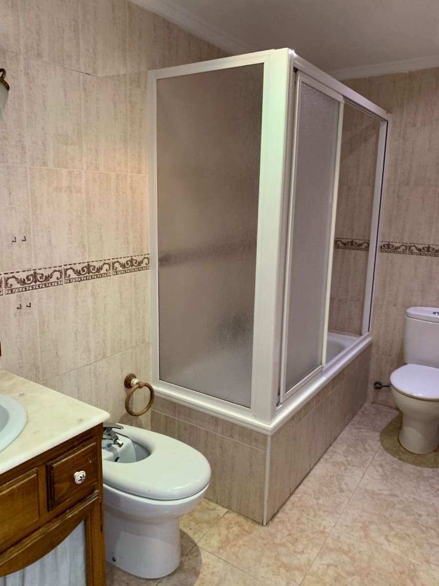 4 soveværelse Villa til salg i Santa Pola med swimmingpool garage - € 215.000 (Ref: 9731718)