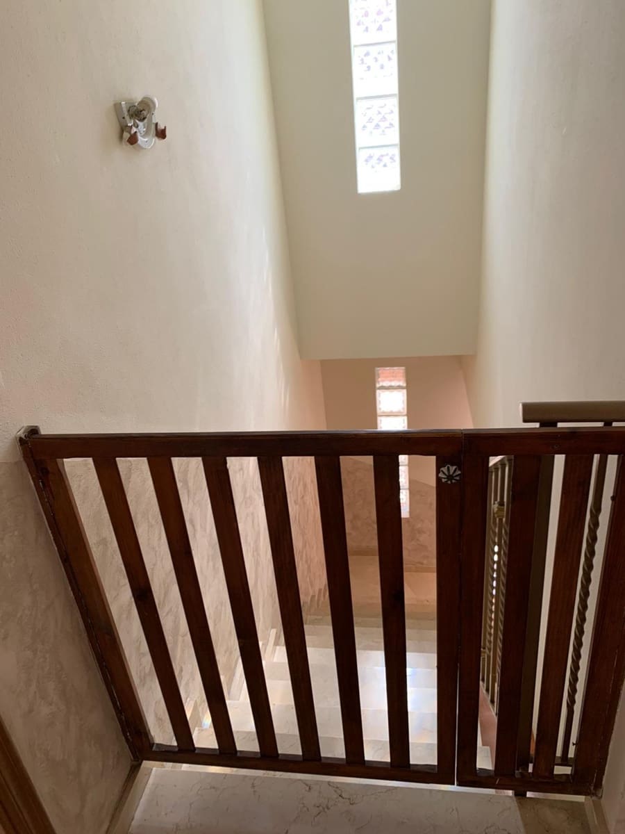 4 soveværelse Villa til salg i Santa Pola med swimmingpool garage - € 215.000 (Ref: 9731718)