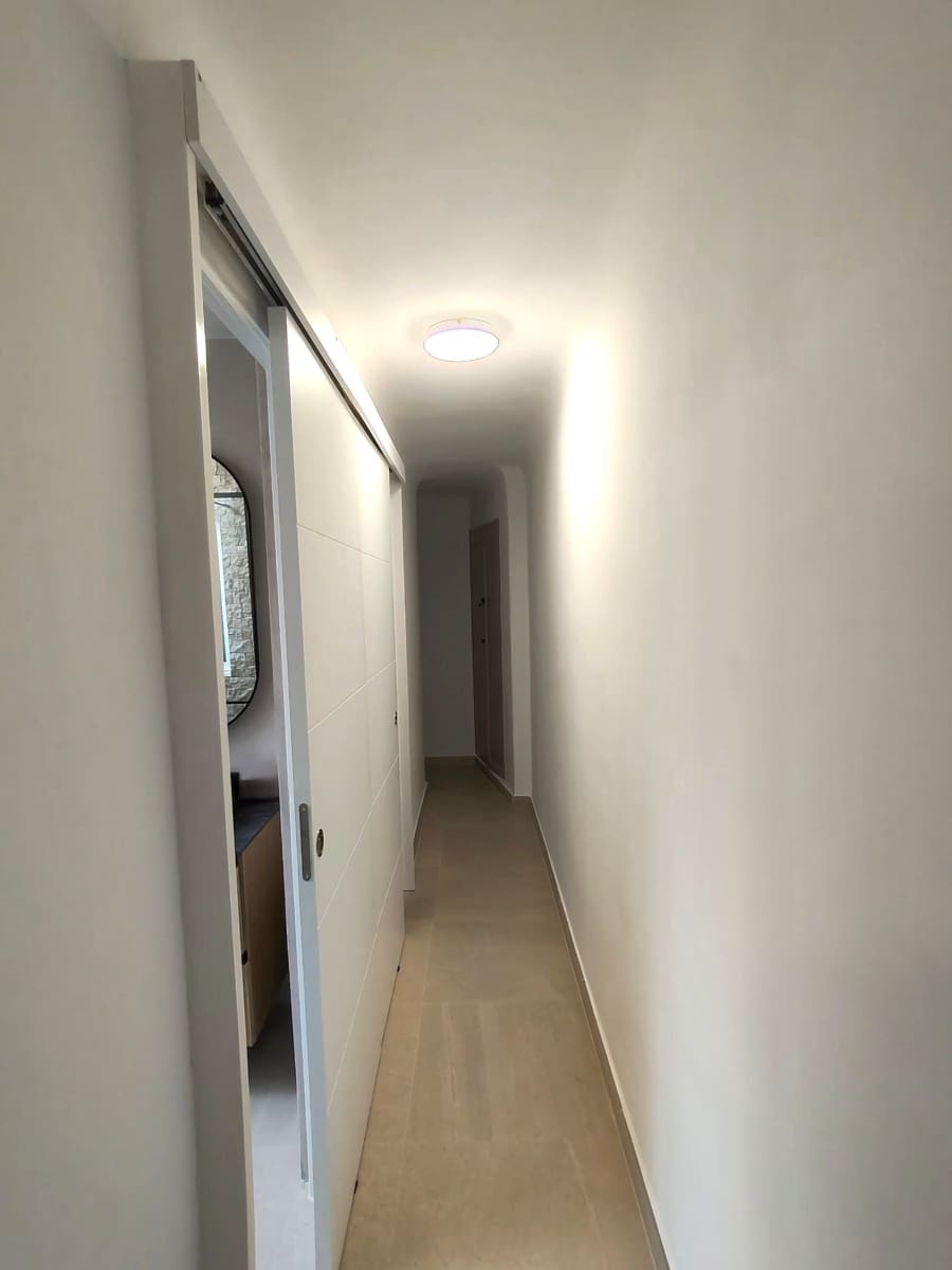 3 bedroom Apartment for rent in Santa Pola - € 800 (Ref: 9758561)