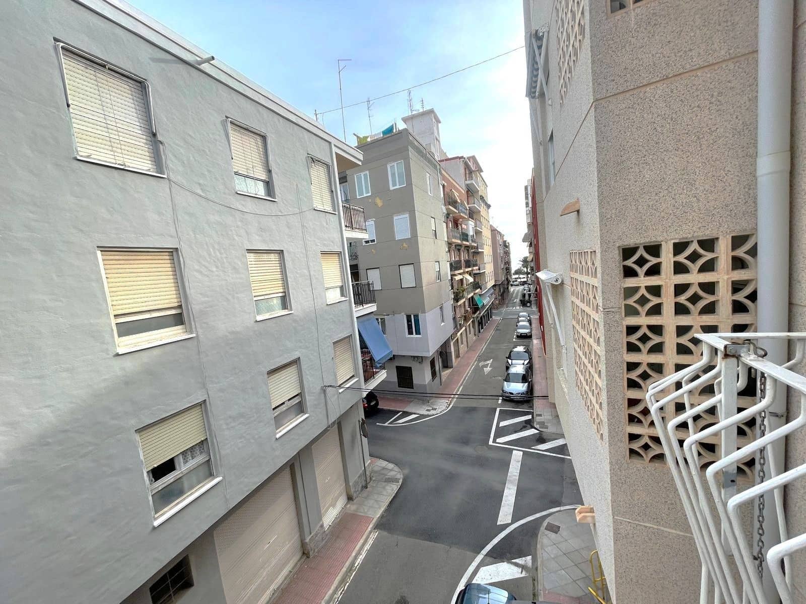 2 bedroom Apartment for rent in Santa Pola - € 800 (Ref: 9758562)