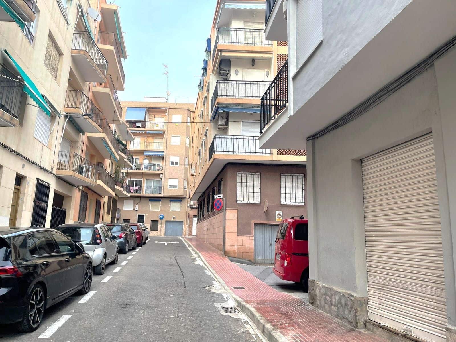 2 bedroom Apartment for rent in Santa Pola - € 800 (Ref: 9758562)