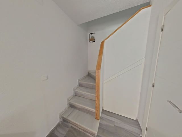 2 Zimmer Haus zu verkaufen in Santa Pola mit Garage - 289.000 € (Ref: 9790733)