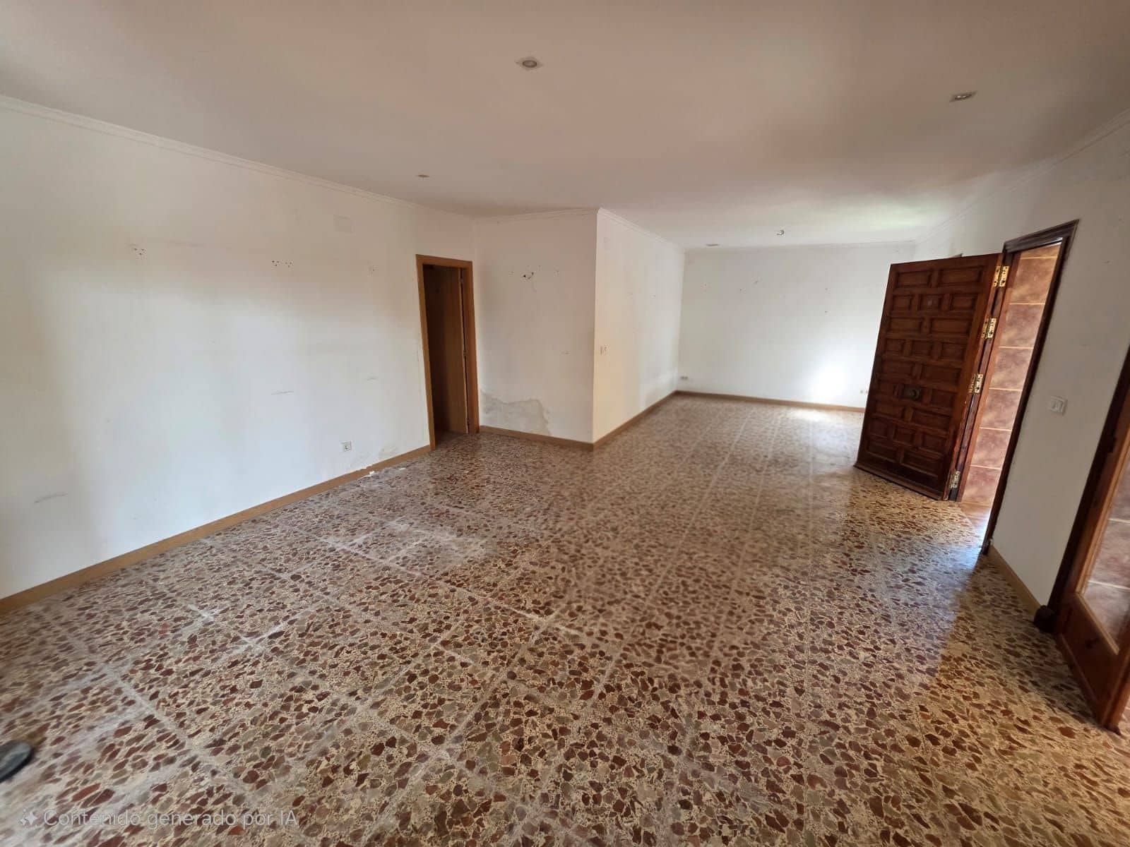6 bedroom Villa for sale in Santa Pola - € 750,000 (Ref: 9819965)