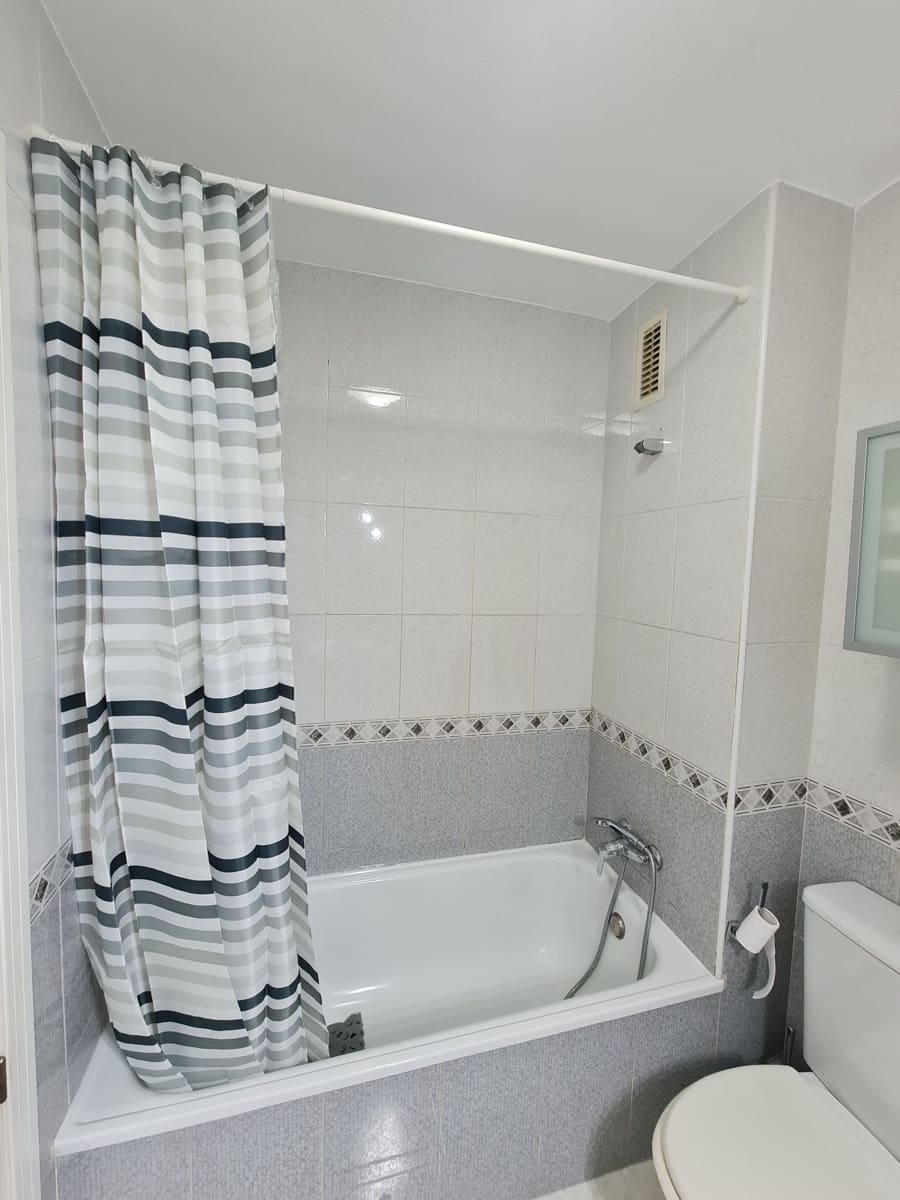 1 bedroom Apartment for rent in Santa Pola - € 800 (Ref: 9830772)