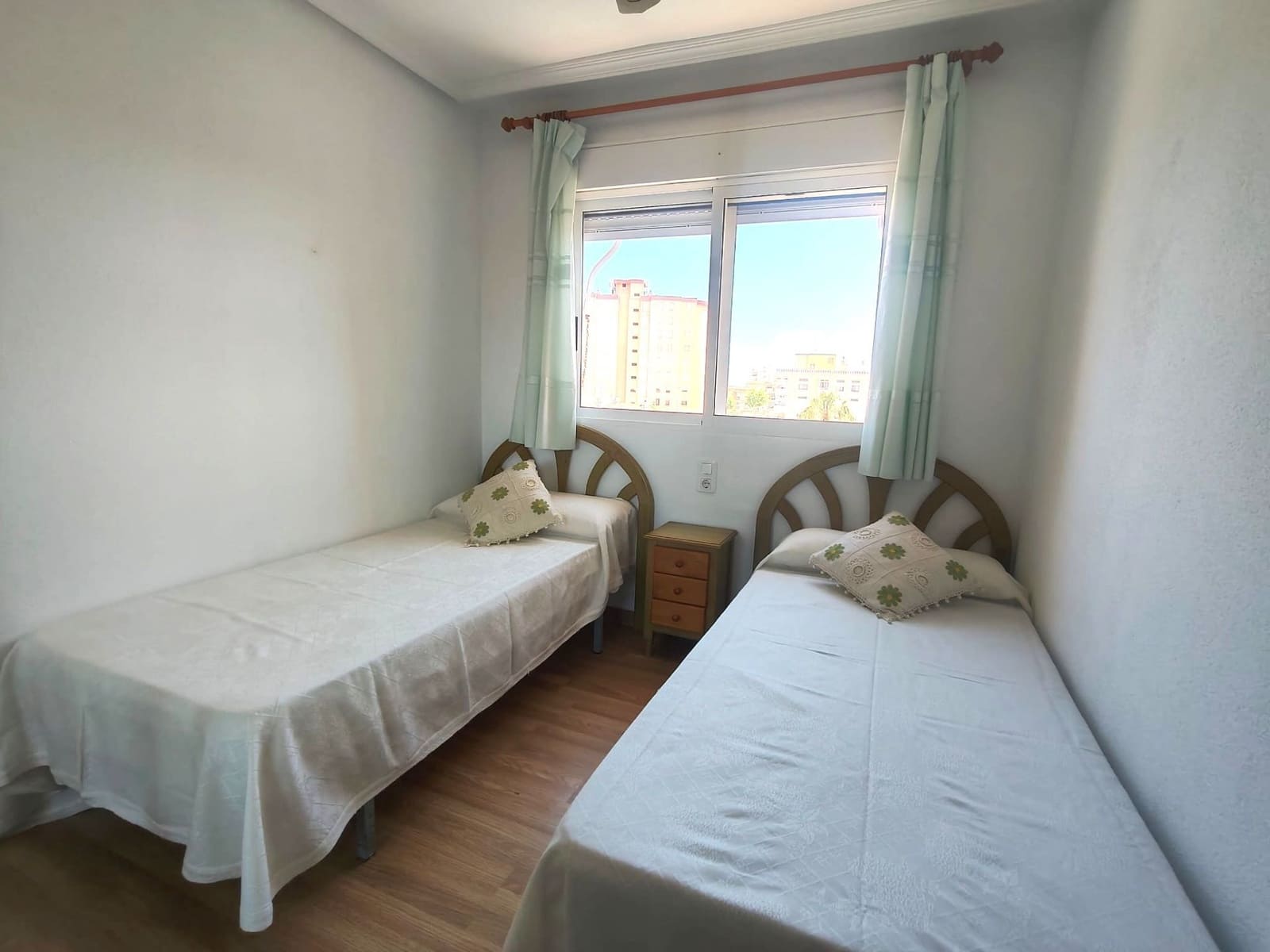 2 bedroom Apartment for rent in Santa Pola - € 850 (Ref: 9838947)