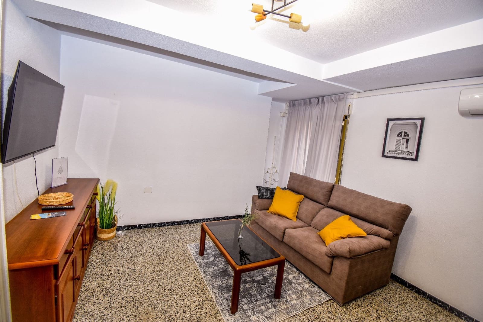 2 bedroom Apartment for rent in Santa Pola - € 750 (Ref: 9838948)