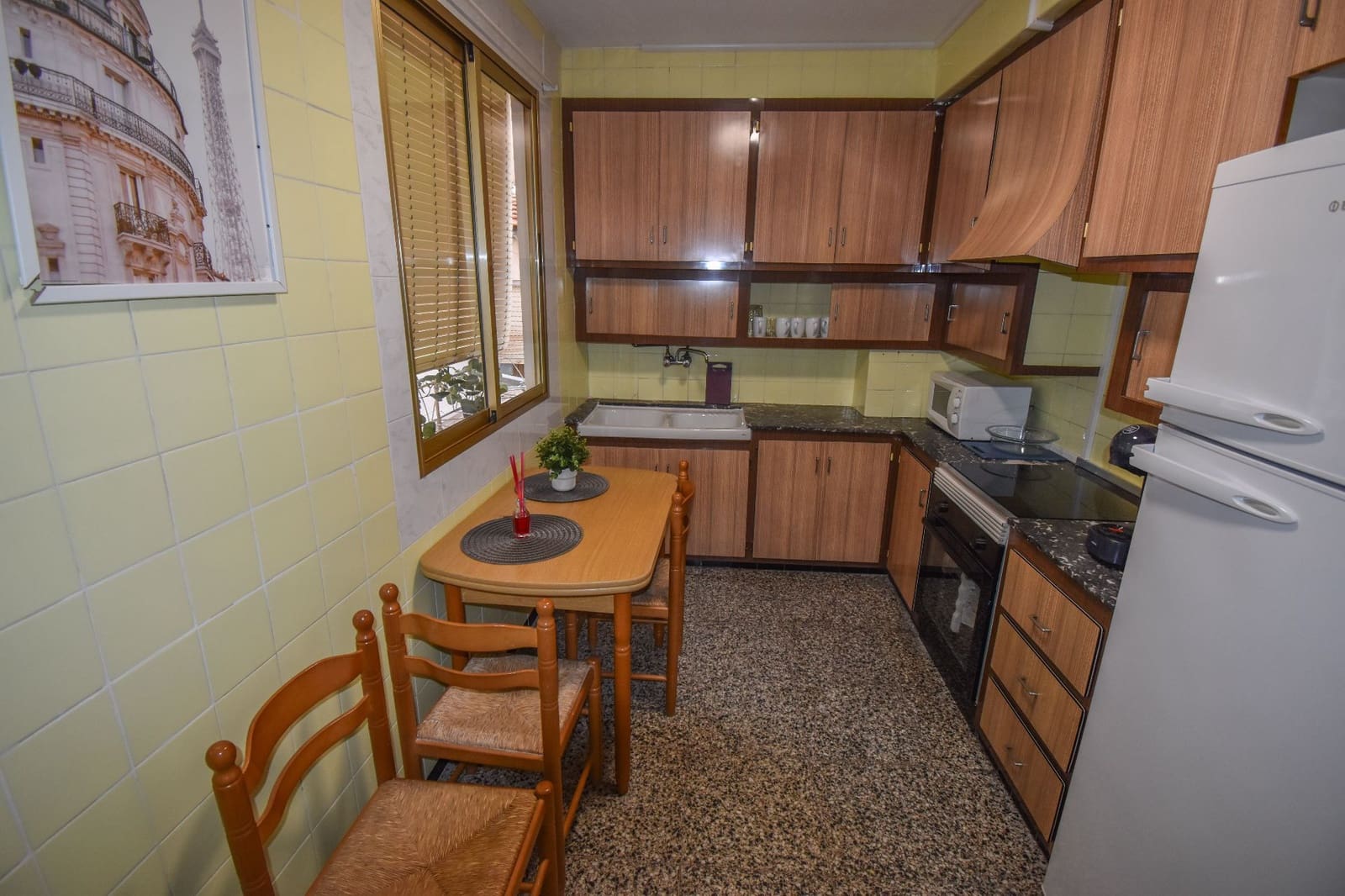2 bedroom Apartment for rent in Santa Pola - € 750 (Ref: 9838948)