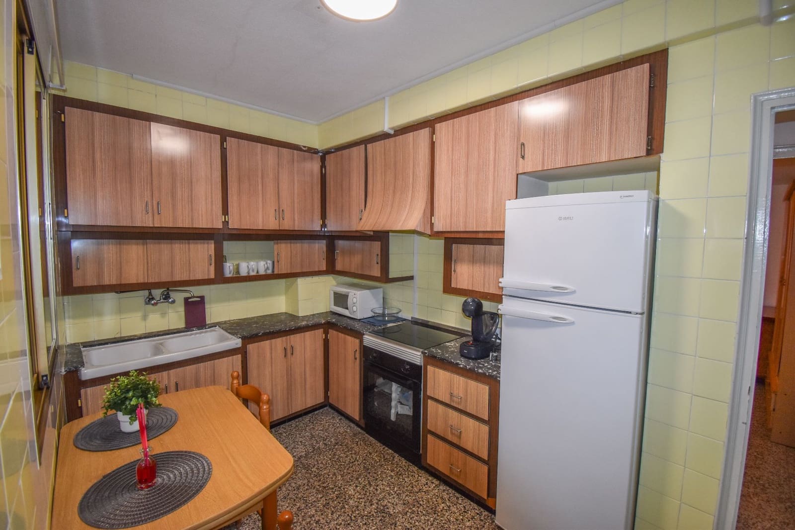 2 bedroom Apartment for rent in Santa Pola - € 750 (Ref: 9838948)