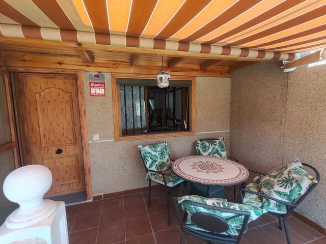 3 bedroom Bungalow for sale in Santa Pola with garage - € 265,000 (Ref: 9896212)