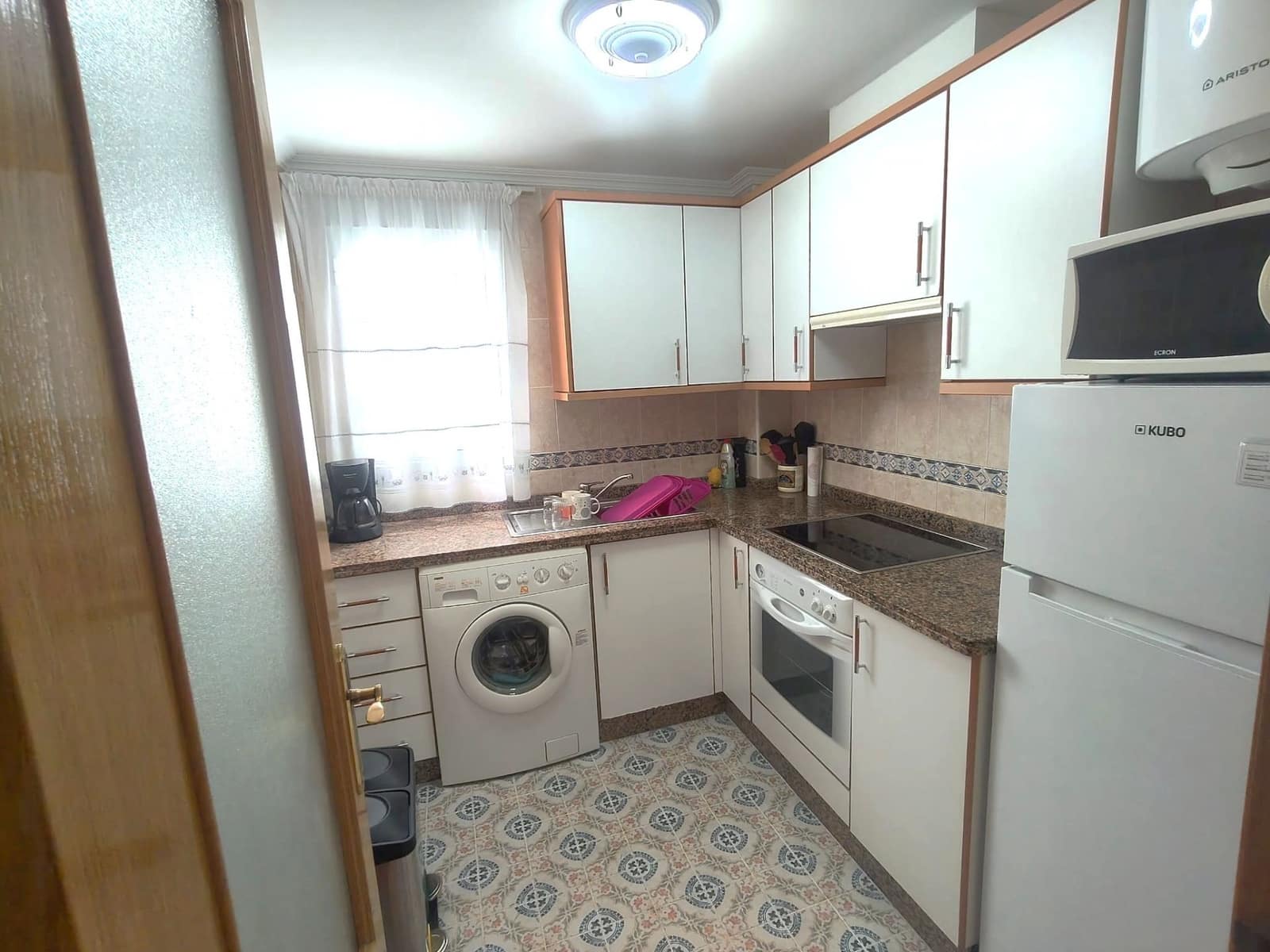 Appartement de 3 chambres à louer à Santa Pola - 850 € (Ref: 9919926)