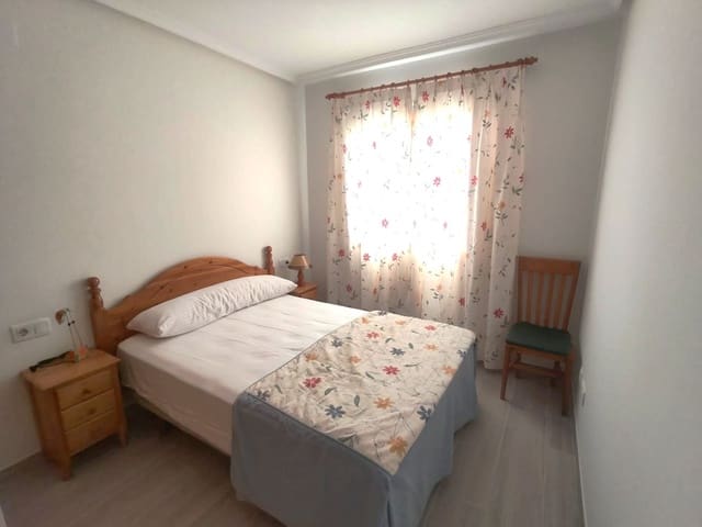 Appartement de 3 chambres à louer à Santa Pola - 850 € (Ref: 9919926)