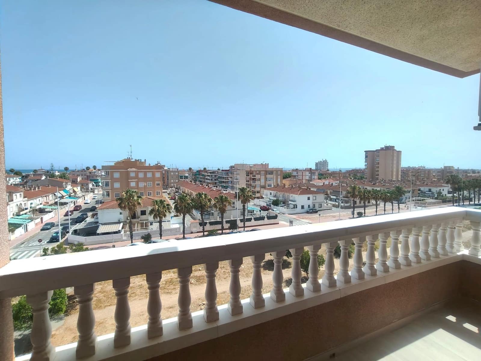 Appartement de 3 chambres à louer à Santa Pola - 850 € (Ref: 9919926)