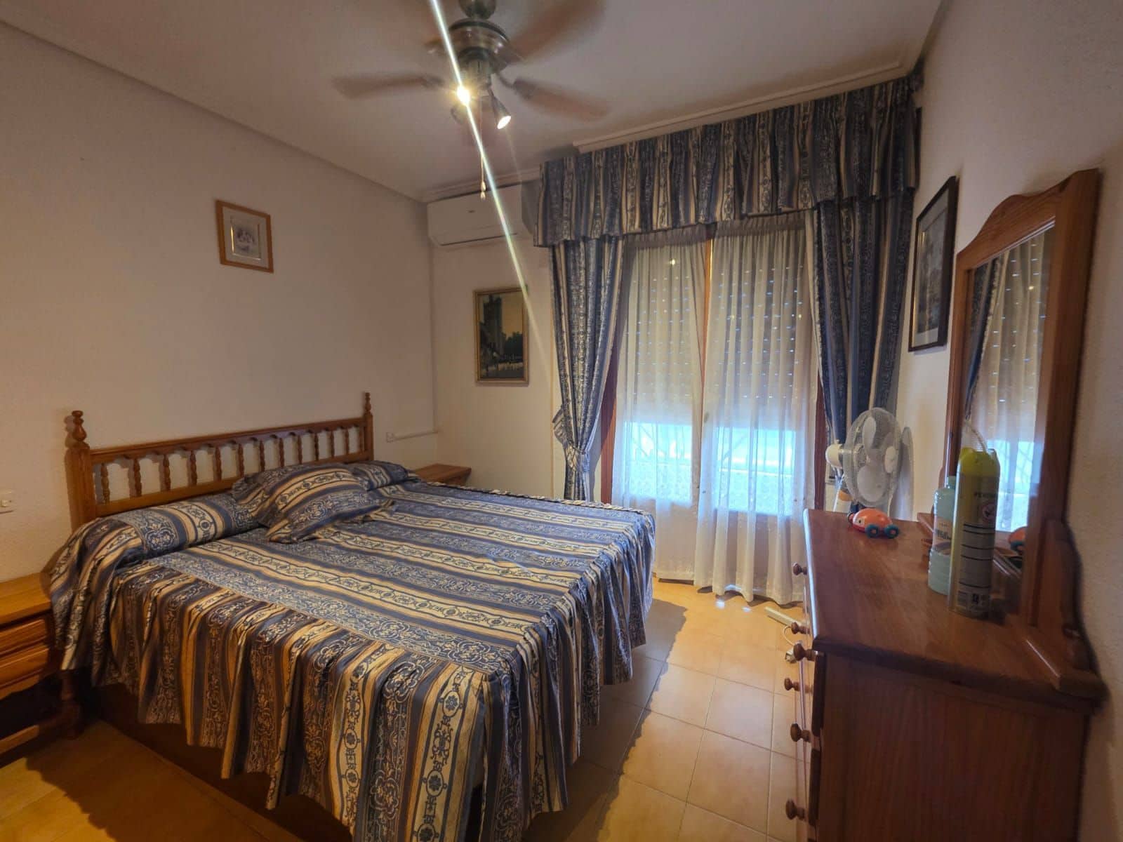 2 soveværelse Bungalow til leje i Santa Pola - € 700 (Ref: 9928846)