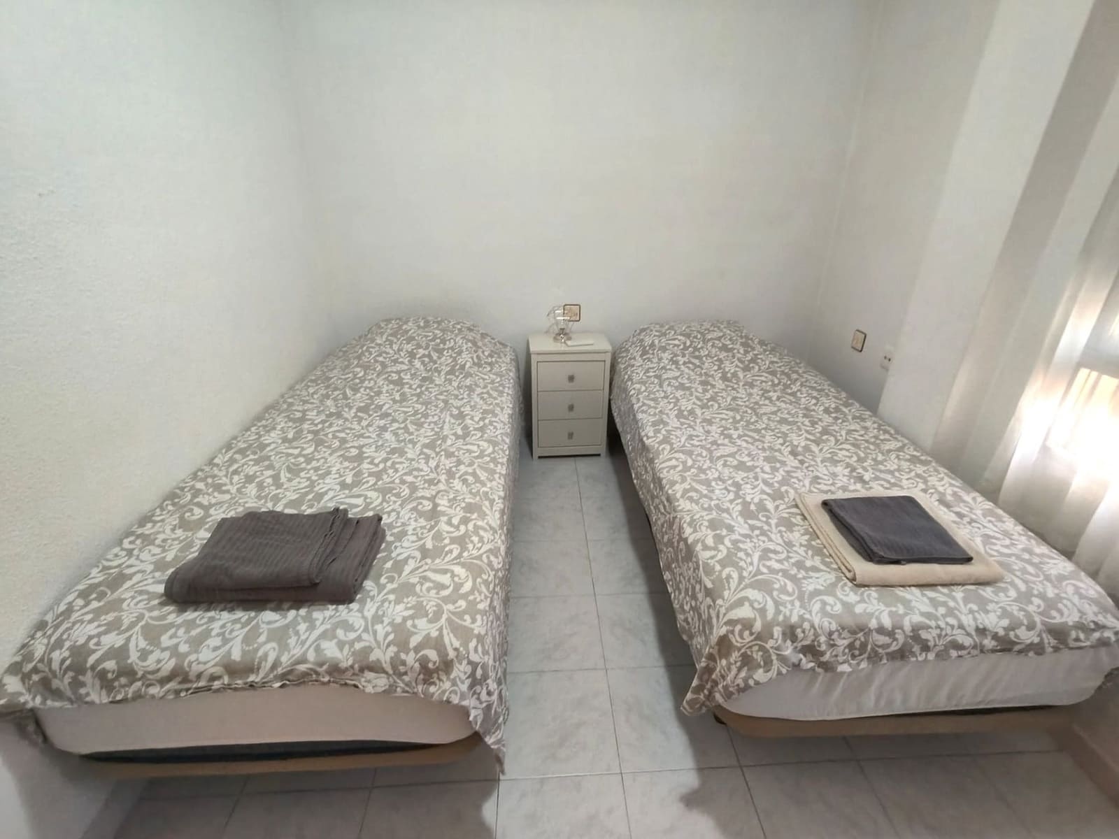 2 soverom Leilighet til leie i Santa Pola - € 2 000 (Ref: 9945298)