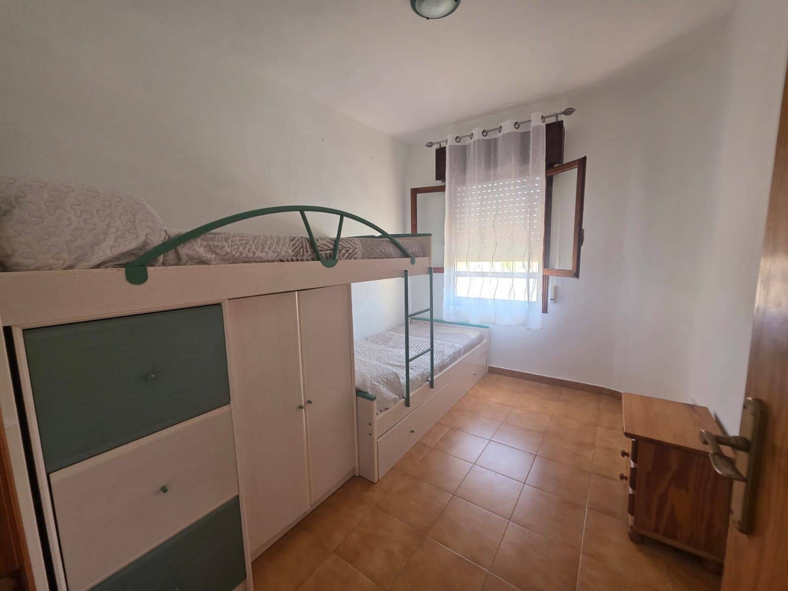 3 sovrum Lägenhet att hyra i Santa Pola - 800 € (Ref: 9966225)