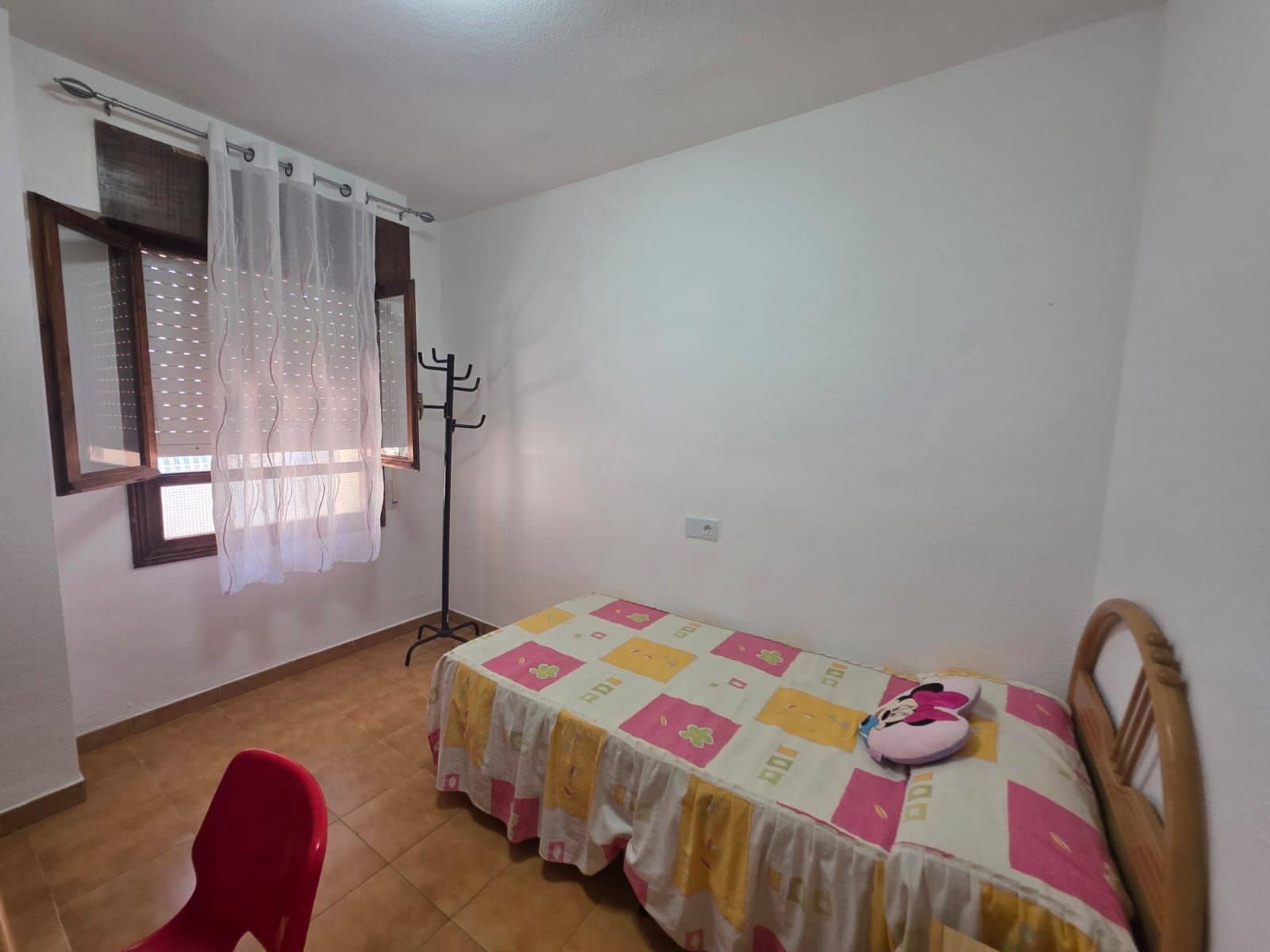 3 sovrum Lägenhet att hyra i Santa Pola - 800 € (Ref: 9966225)