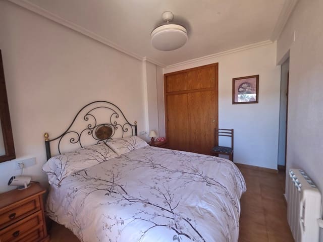 3 sovrum Lägenhet att hyra i Santa Pola - 800 € (Ref: 9966225)