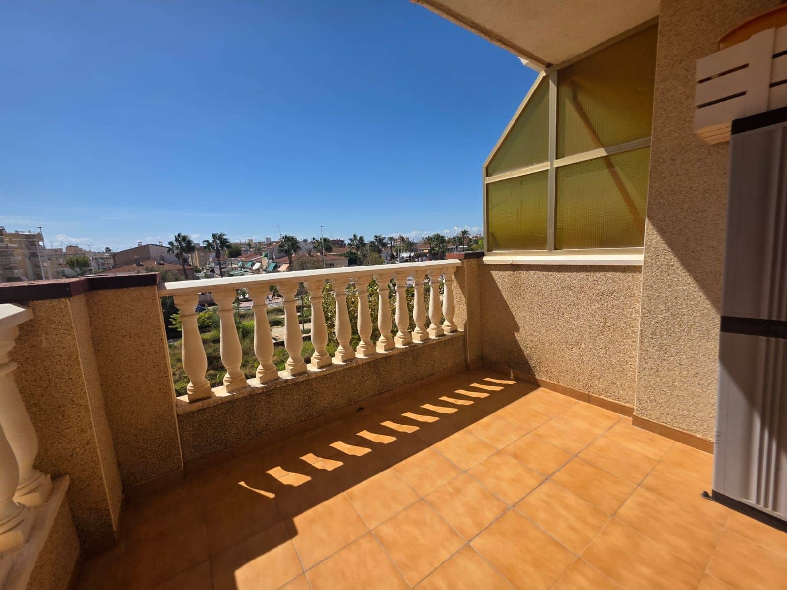 3 sovrum Lägenhet att hyra i Santa Pola - 800 € (Ref: 9966225)