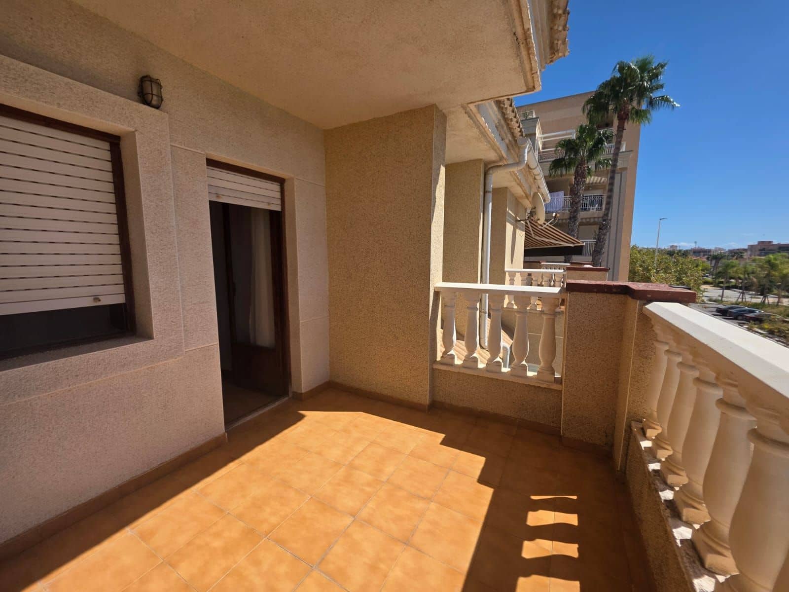 3 sovrum Lägenhet att hyra i Santa Pola - 800 € (Ref: 9966225)