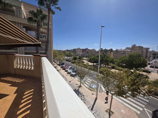 3 sovrum Lägenhet att hyra i Santa Pola - 800 € (Ref: 9966225)