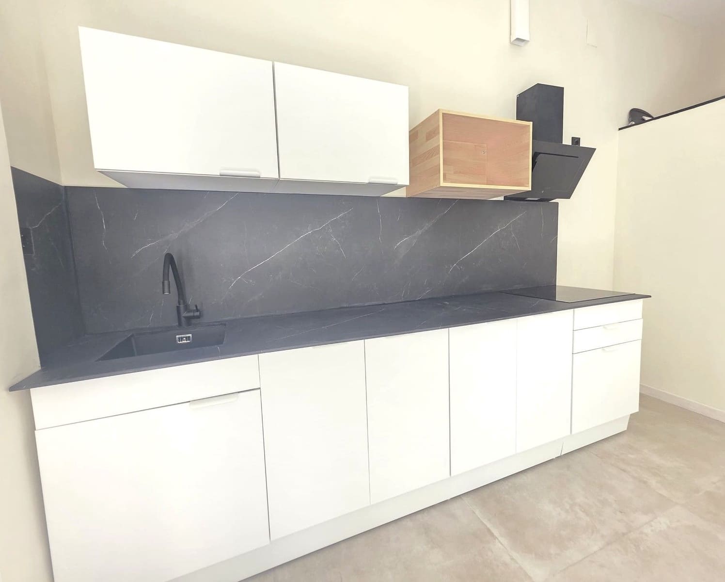 1 bedroom Commercial for sale in Santa Pola with garage - € 149,000 (Ref: 9966226)