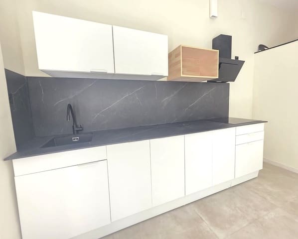 1 chambre Local Commercial à vendre à Santa Pola avec garage - 149 000 € (Ref: 9966226)