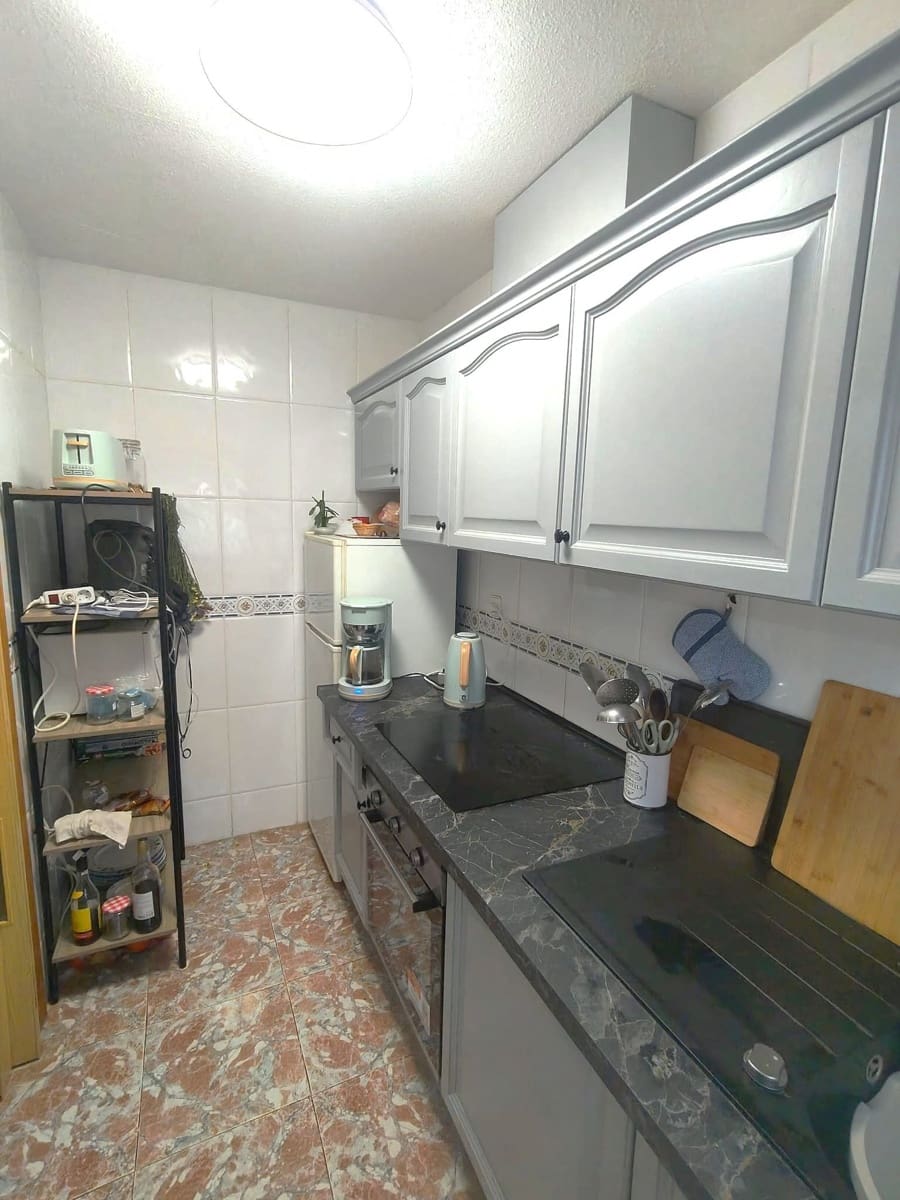 2 bedroom Bungalow for rent in Santa Pola - € 2,000 (Ref: 9972905)