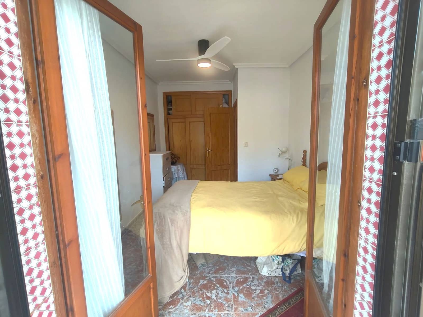 2 bedroom Bungalow for rent in Santa Pola - € 2,000 (Ref: 9972905)
