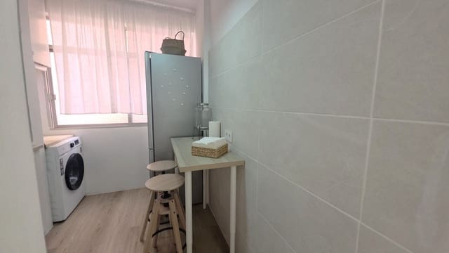 3 bedroom Apartment for sale in Santa Pola - € 197,000 (Ref: 9979514)